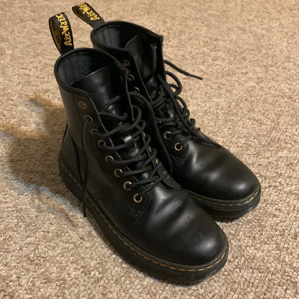 dr marten platform boots